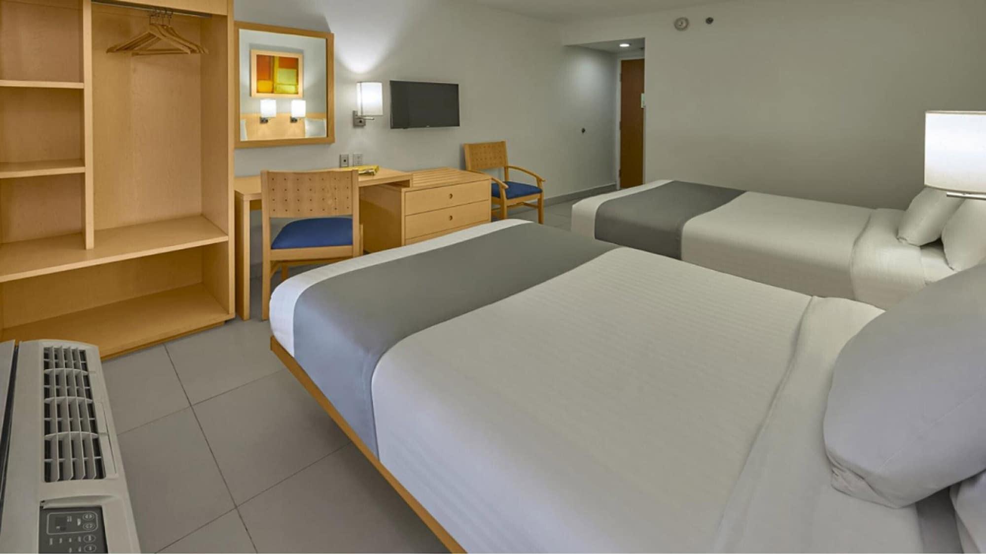 City Express By Marriott Lazaro Cardenas Esterno foto